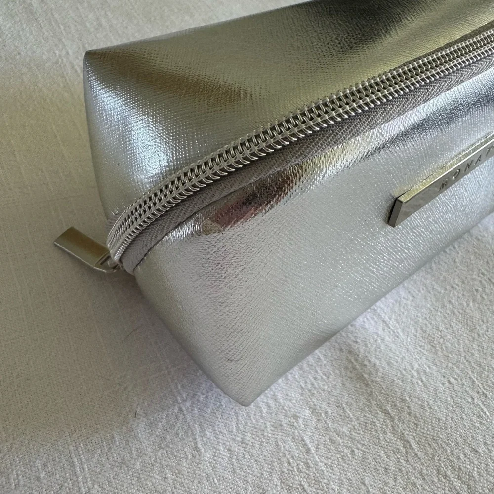 MONAT cosmetic bags